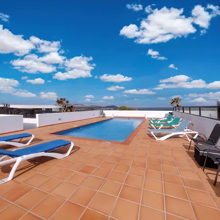 Casa Buenavista - Pool - Ocean Views - 2 Min By Lanzarote * Famara