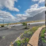 Casa Buenavista - Pool - Ocean Views - 2 Min By Lanzarote Nyaraló *