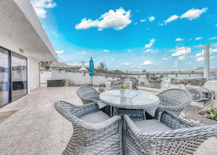 Casa Buenavista 127 - Pool - Ocean Views - 2 Min By Lanzarote Famara