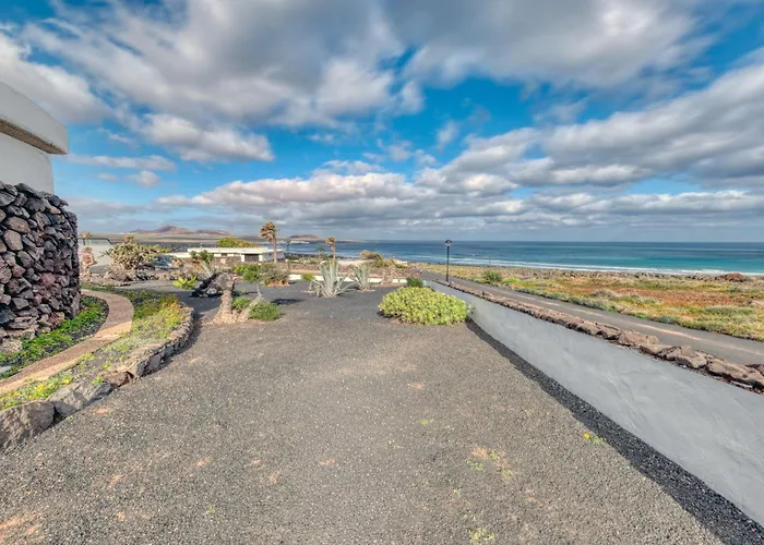 Casa Buenavista 127 - Pool - Ocean Views - 2 Min By Lanzarote *