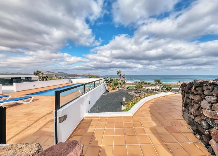 Casa Buenavista - Pool - Ocean Views - 2 Min By Lanzarote